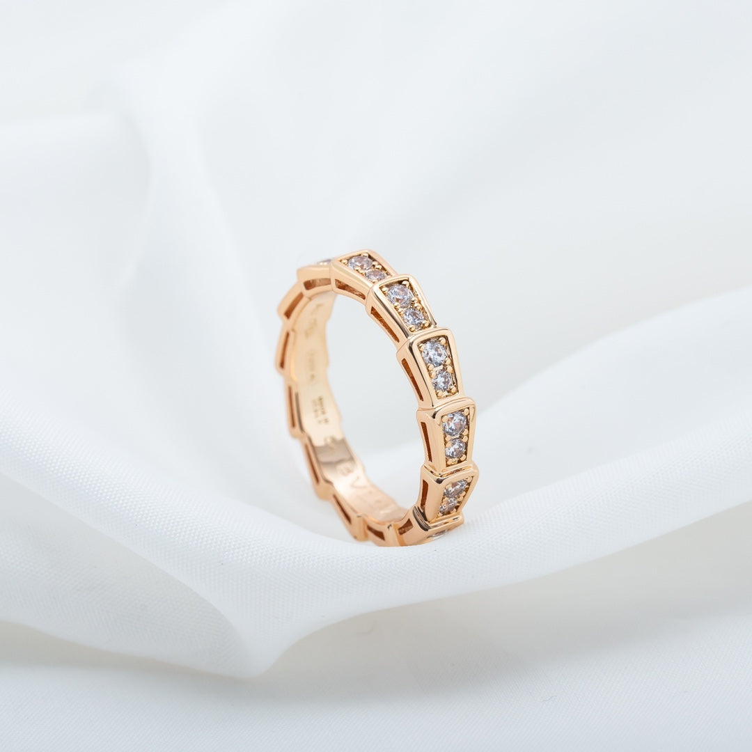 [⭐JeweliWhal]SERPENTI RING PINK GOLD DIAMOND PAVED 3MM