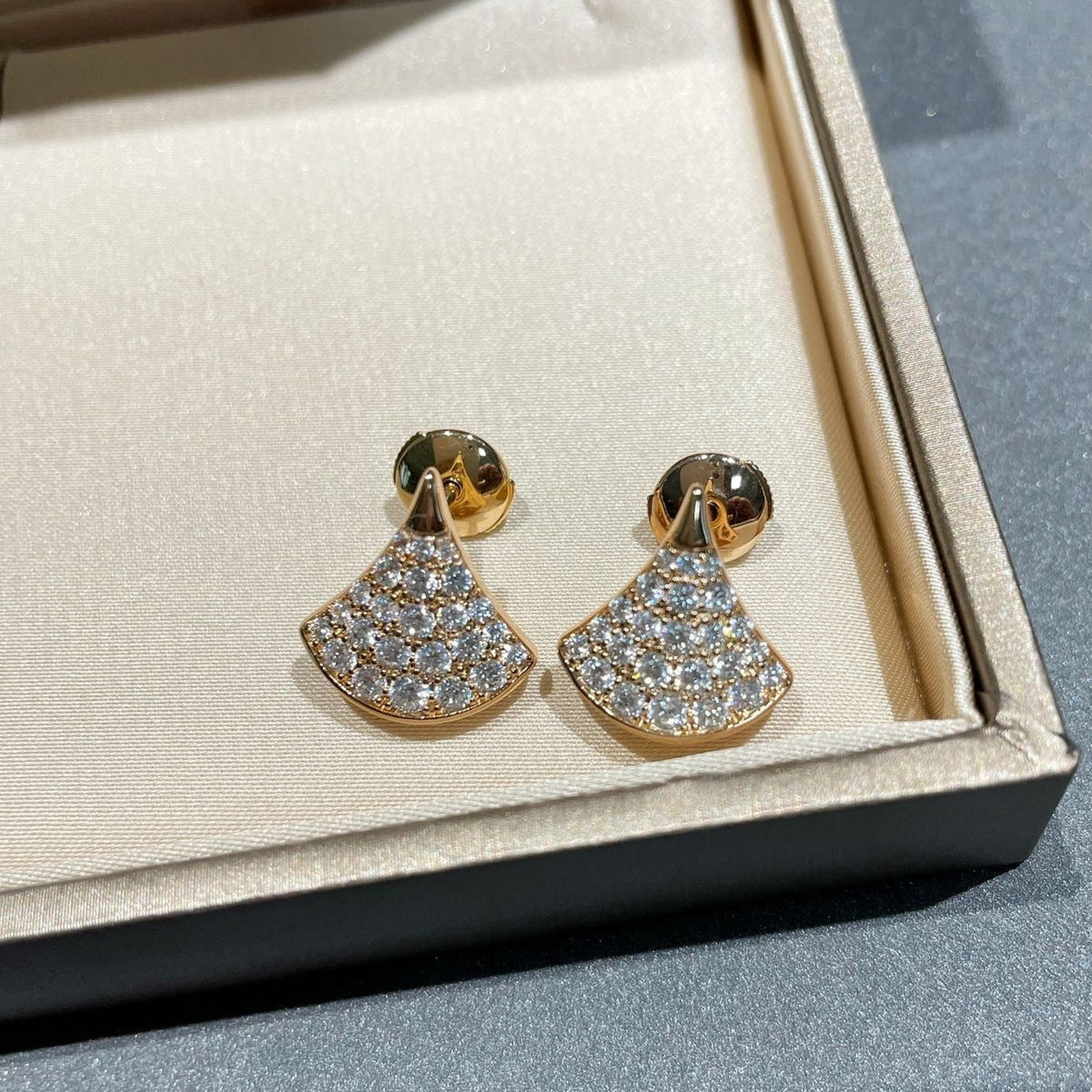 [⭐JeweliWhal]DREAM STUD EARRINGS DIAMOND