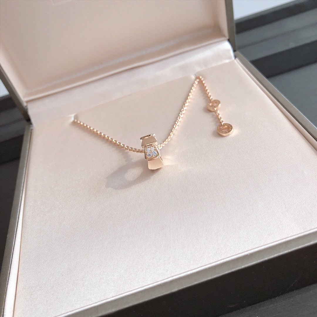 [⭐JeweliWhal]SERPENTI PEDANT DIAMOND PINK GOLD NECKLACE