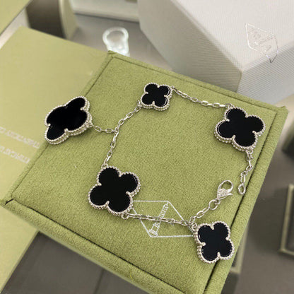[⭐JeweliWhal]CLOVER 5 MOTIFS SIVLER ONYX BRACELET