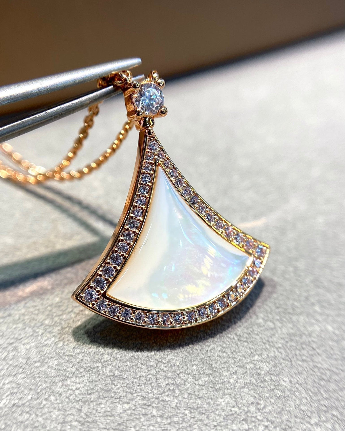 [⭐JeweliWhal]DREAM MOP DIAMOND PAVED PINK GOLD NECKLACE