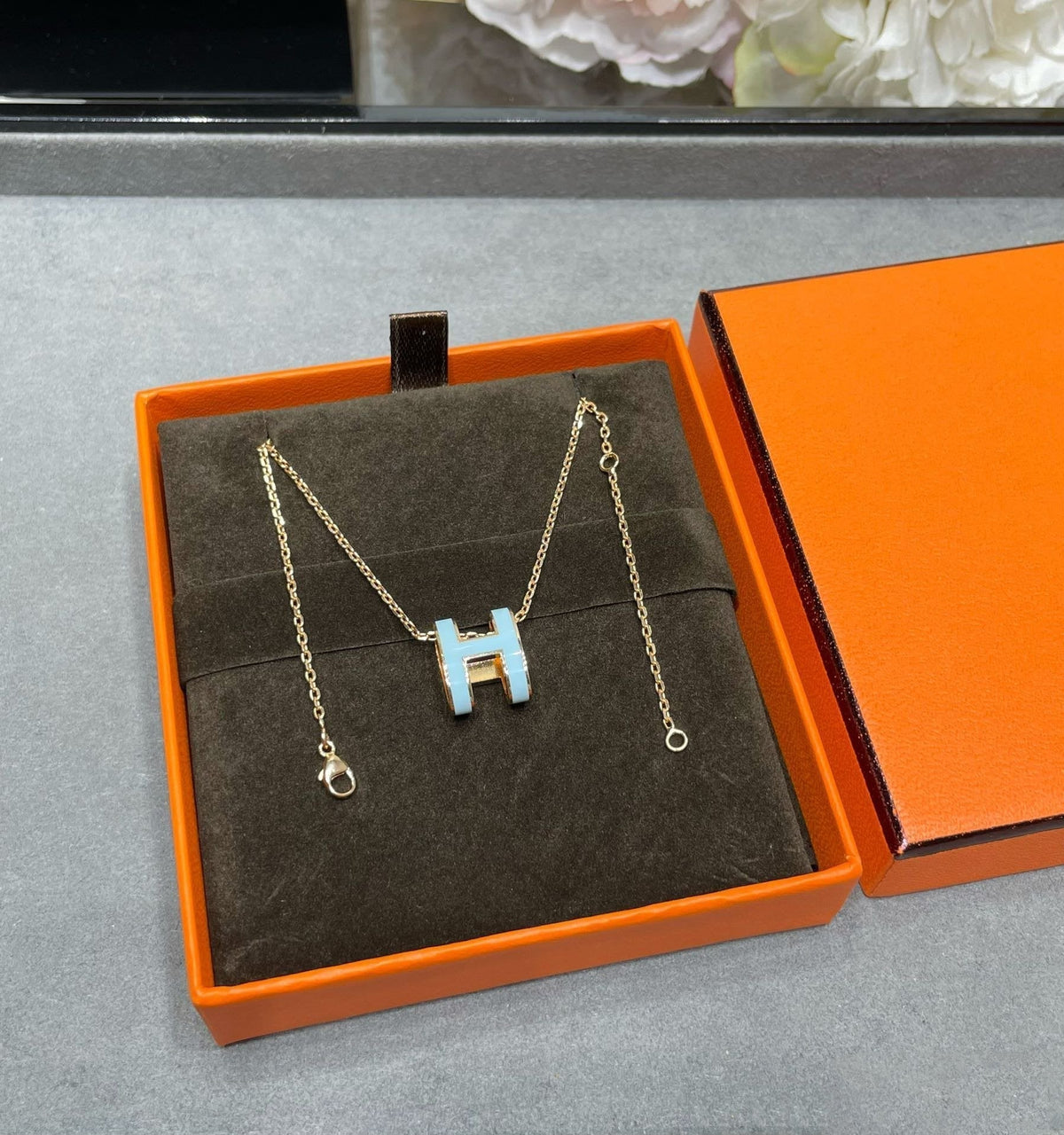 [⭐JeweliWhal]POP H SKY BLUE NECKLACE