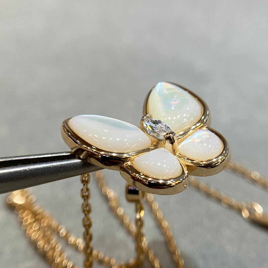 [⭐JeweliWhal]BUTTERFLY MOP DIAMOND NECKLACE