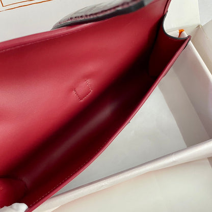 JIGE ELAN 29 CLUTCH IN CHERRY RED CALFSKIN WITH WINE RED LIZARD SKIN (MADE-TO-ODER)
