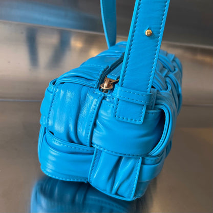 SMALL BRICK CASSETTE 23 IN SKY BLUE SOFT LAMBSKIN