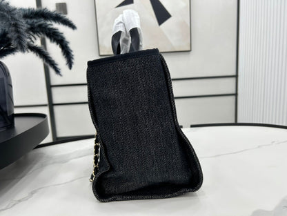 CC DEAUVILLE LARGE 38 TOTE BAG IN BLACK CANVAS WITH WHITE LOGO EMBROIDERED