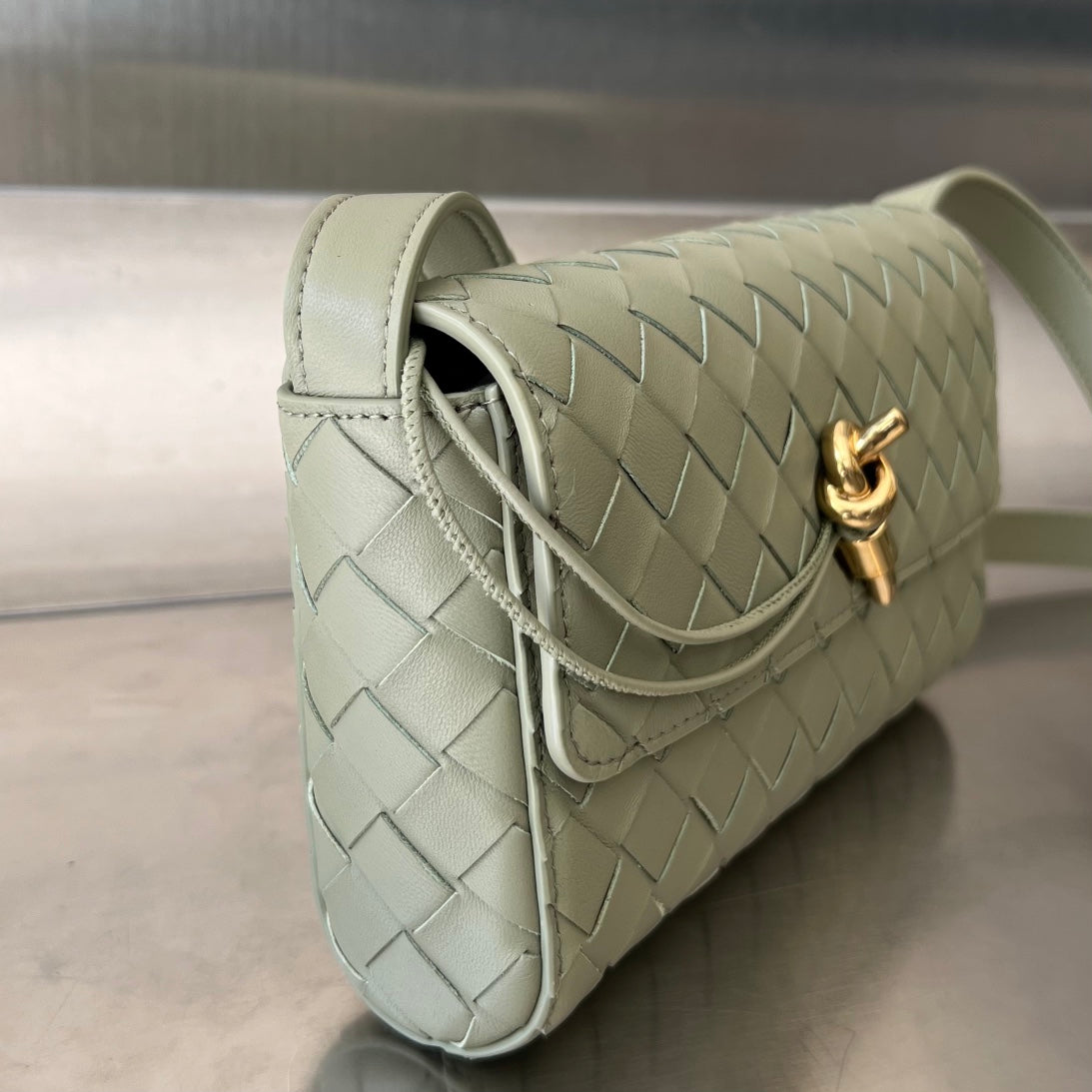ANDIAMO 21 IN GRAY OLIVE LAMBSKIN