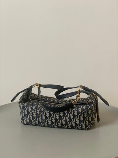 LARGE D-JOURNEY SHOULDER BAG 33 IN BLACK MONOGRAM OBLIQUE JACQUARD