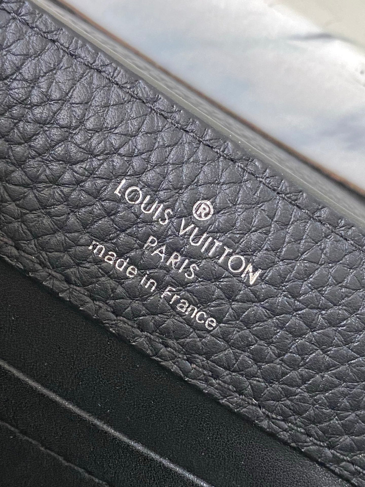 ONTHEGO 2025 NEW CLASSIC BLACK MINI HANDBAG WITH RHINESTONE EMBELLISHING