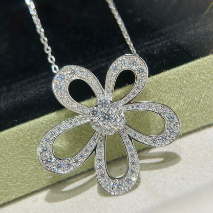 [⭐JeweliWhal]FLOWERLACE NECKLACE FULL DIAMONDS