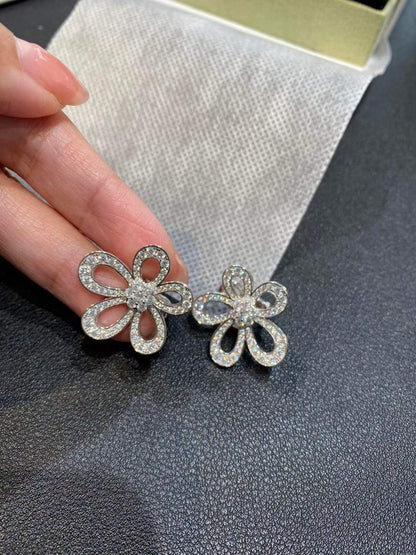 [⭐JeweliWhal]FLOWERLACE EARRINGS FULL DIAMONDS