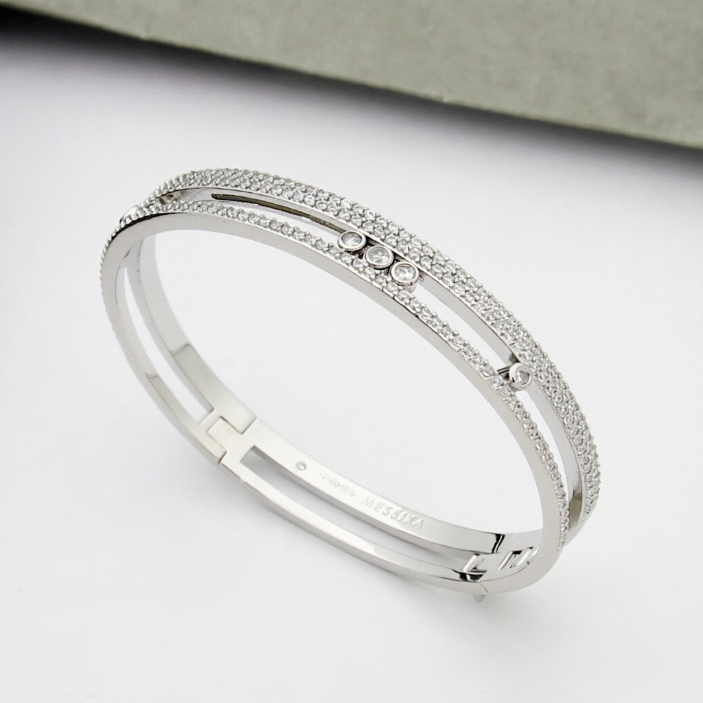 [⭐JeweliWhal]Move Romane pavé bangle