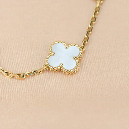[⭐JeweliWhal]CLOVER WHITE PEARL MOP 5 MOTIF BRACELET COLLECTION