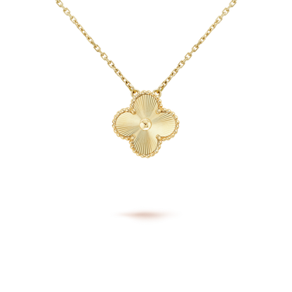 [⭐JeweliWhal]CLOVER 15MM LASER NECKLACE