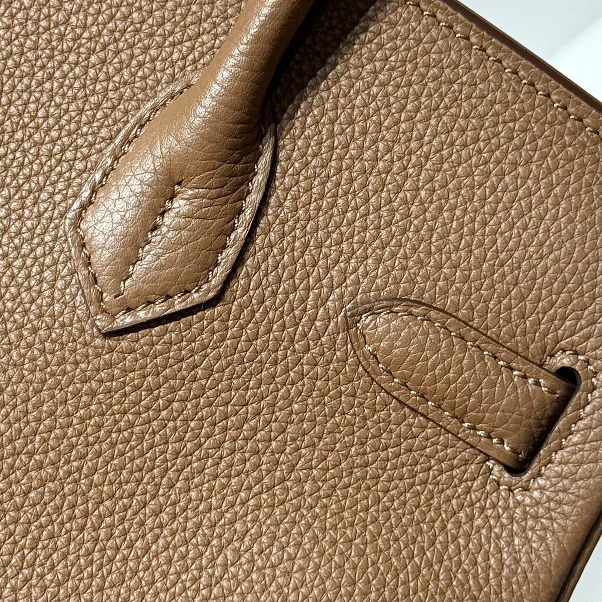 25S HERMES BIRKIN 30 IN DARK BROWN CALFSKIN GOLD HARDWARE