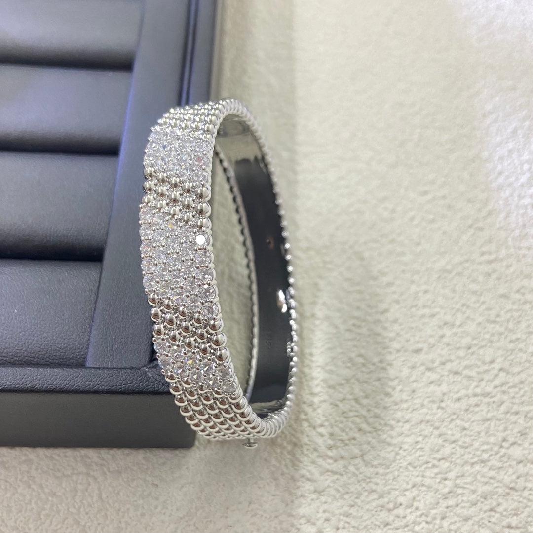 [⭐JeweliWhal]  FIVE-ROW DIAMOND BRACELET