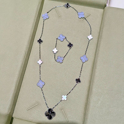 [⭐JeweliWhal]DETACHABLE CLOVER 15(11+4) FLOWER SILVER NECKLACE SET